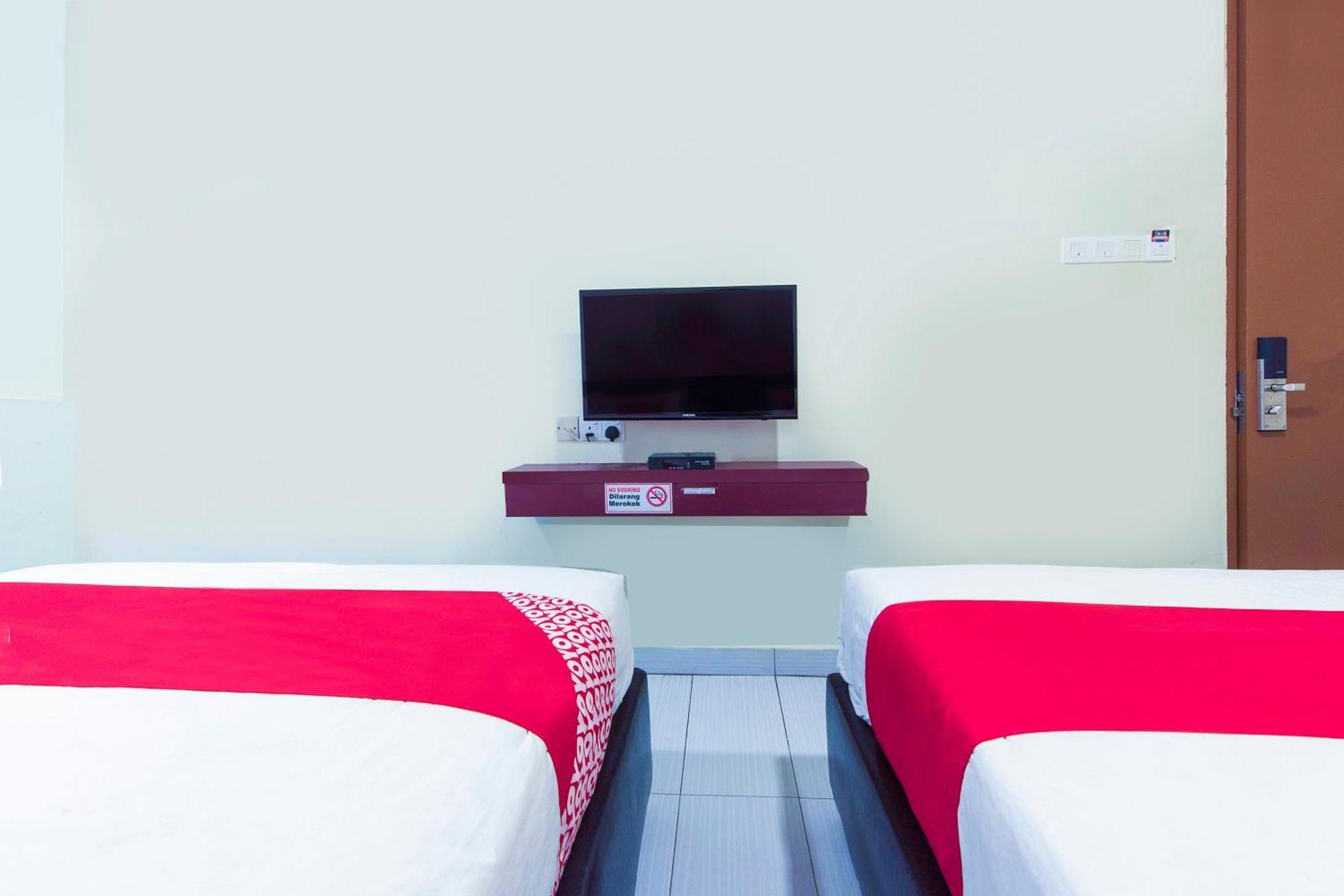 Super Oyo 90385 H3 Hotel Yong Peng Zewnętrze zdjęcie